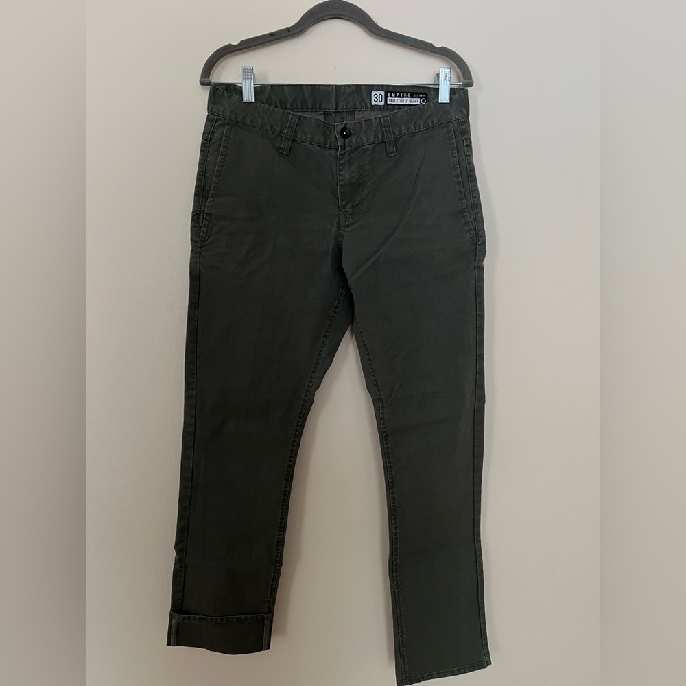 Empyre Mens Mid Rise Skeletor Relaxed Fit Army Green Wrinkle Free 30/SM‎